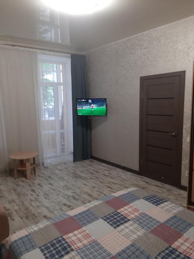 1 Stop From Railway Station Apartamento Kiev Exterior foto